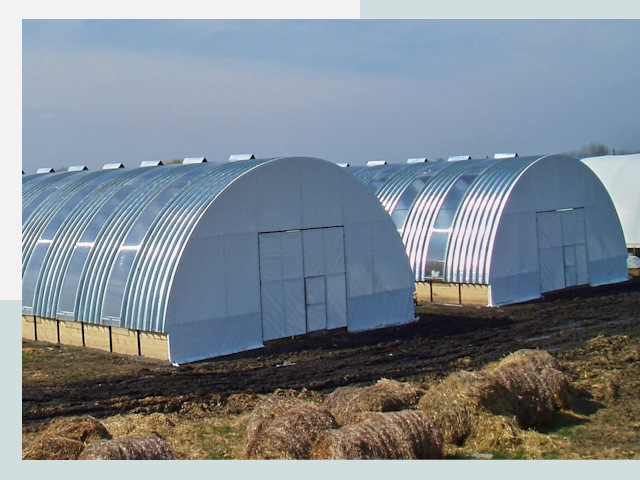 Сельскохозяйственные здания в Стрежевом