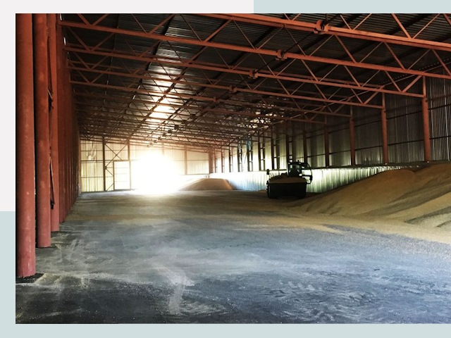 Строительство зернохранилищ в Стрежевом