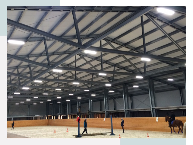 Строительство конных манежей от 612 руб в Стрежевой