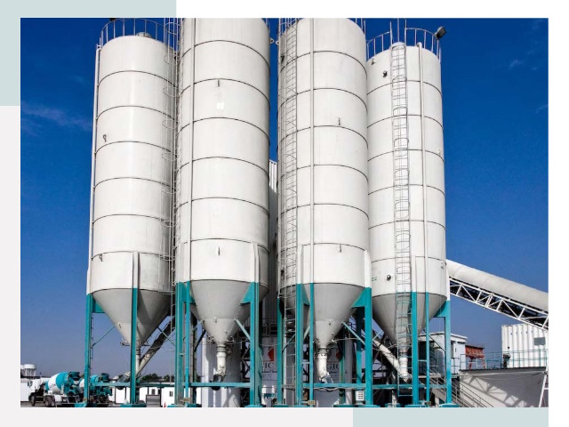 Строительство цементных силосов в Стрежевом