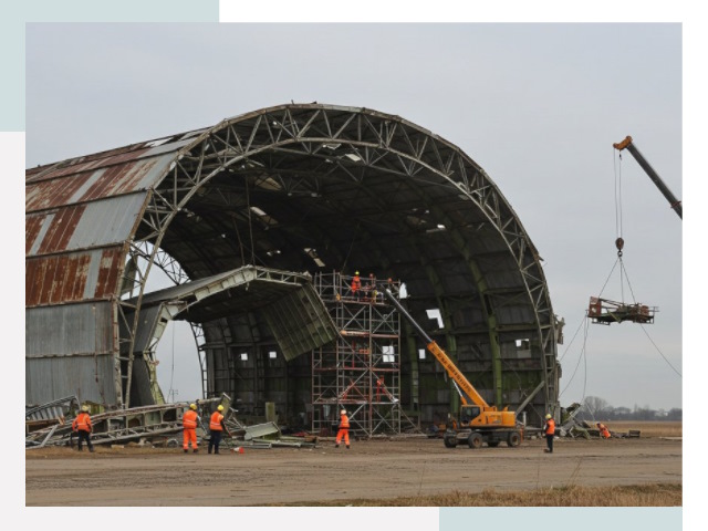 Демонтаж ангаров в Стрежевом